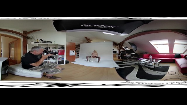 Anna का पर्दे के पीछे चित्र