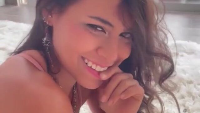 La asombrosa noviecita en rodaje de sin sexo