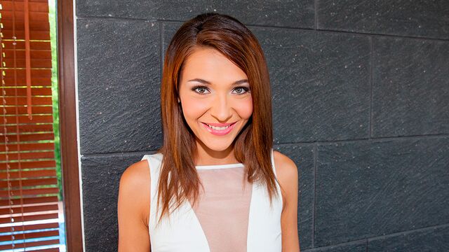 Alexis का मध्यम आकार के स्तन क्लिप