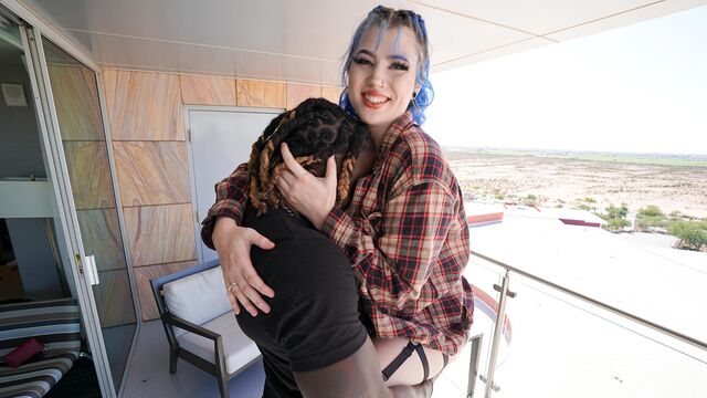 Tempting Louie Smalls's big ass movie