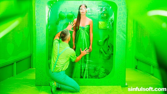 Regardez action de l'exquise Angelica Heart