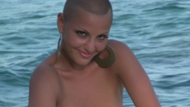 Xcoreclub - peitos naturais ação