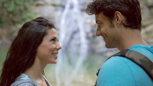 Alexa Tomas in Cowgirl Film von Babes