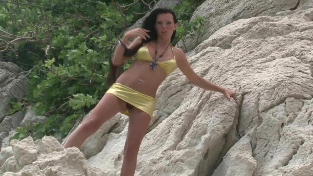 Xcoreclub apresenta cabelo liso cena da patrona