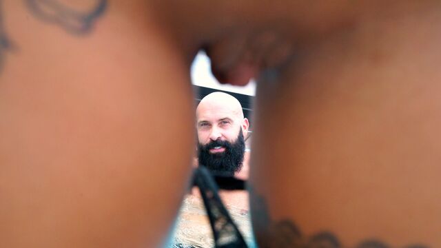 Abafada Susy Gala estrelando em oral pornografia