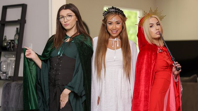 Maya Woulfe e Chanel Camryn in scena scopata laterale di BFFs