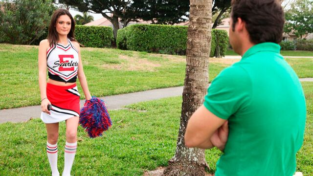 Mira xxx con la voluptuosa Monica Sexxxton