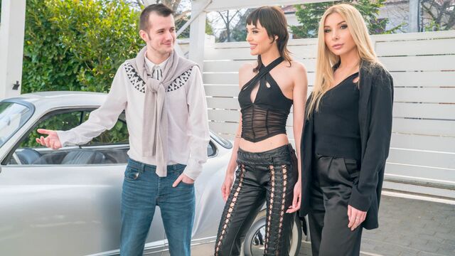 Riprese doppio pompino con solida Catherine Knight e Marilyn Crystal di Anal Introductions