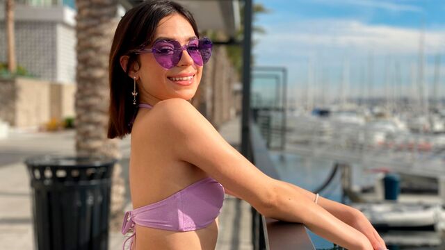 Erotic Aria Valencia at natural tits clip